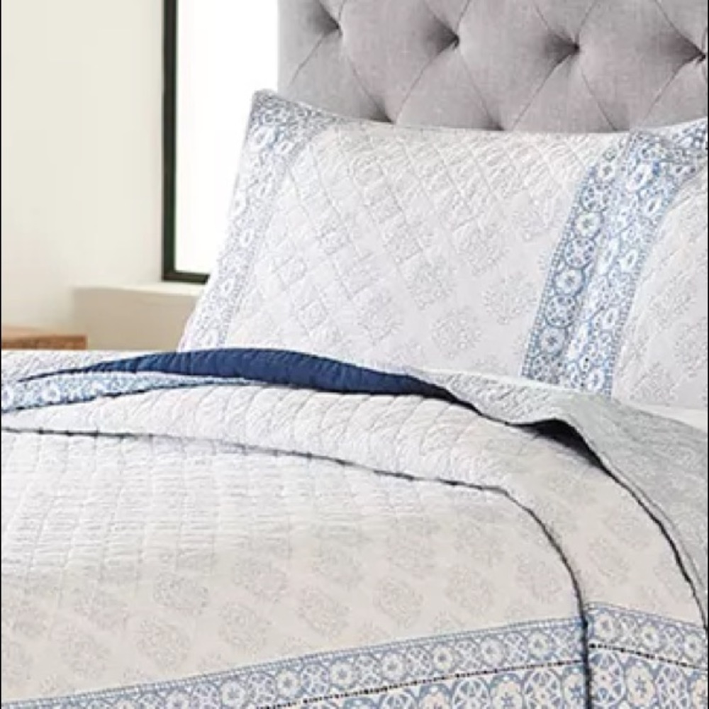 ⚡️ NWT! Handkerchief Pillow Sham - 5 for $25 item!